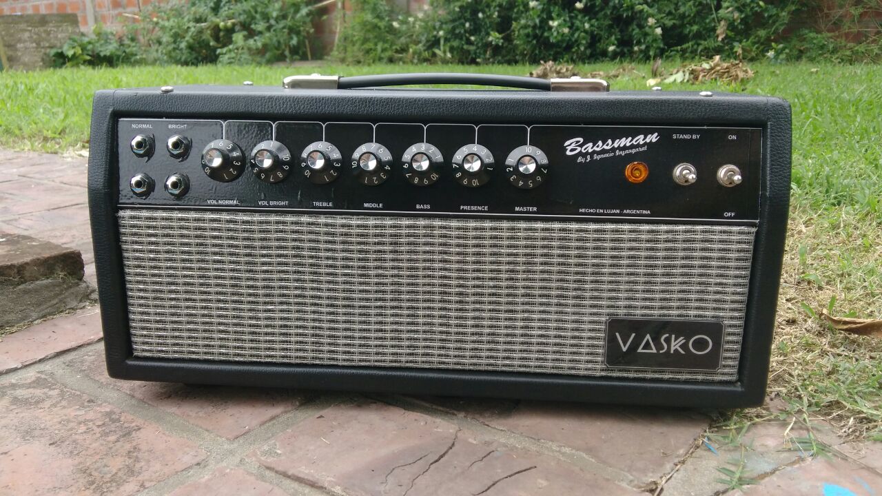 Amplificador valvular 40w